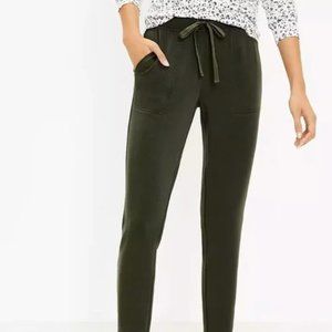 New Lou & Grey Signaturesoft Sweatpants In Harvest Green Sz M